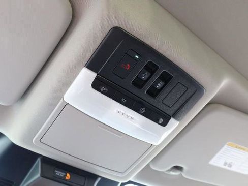 New 2026 Nissan Rogue Platinum AWD/4WD image 19