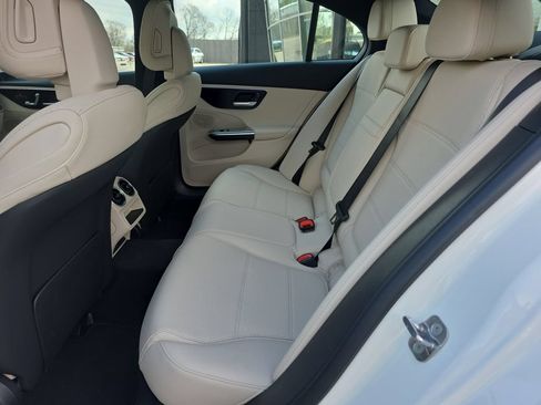 Used 2026 Mercedes-Benz C 300 4MATIC Sedan image 12