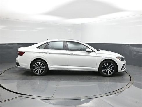 New 2026 Volkswagen Jetta SE image 26