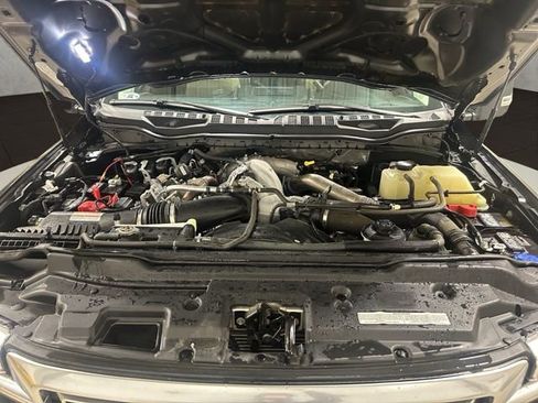 Used 2021 Ford F350 Limited image 27
