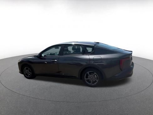 Used 2025 Kia K4 FWD image 12