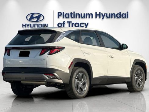 New 2026 Hyundai Tucson Blue SE AWD/4WD image 4