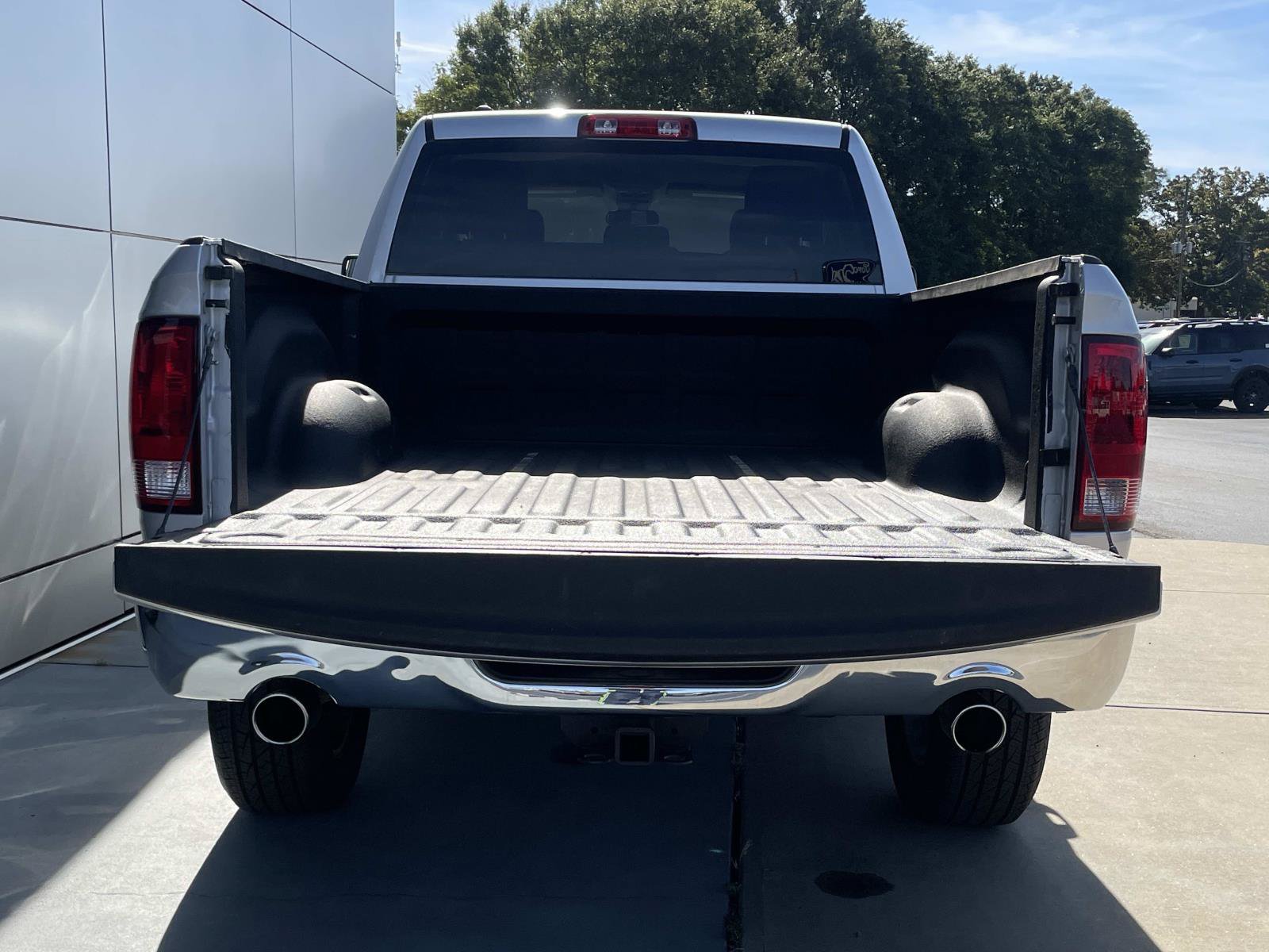 Used 2019 RAM 1500 Tradesman w/ Tradesman SXT Package AWD/4WD image 7