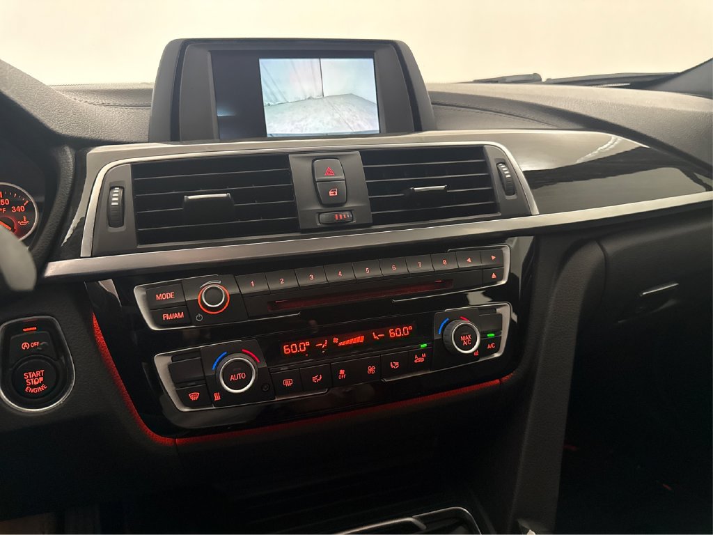 Used 2018 BMW 330i Sedan RWD image 40