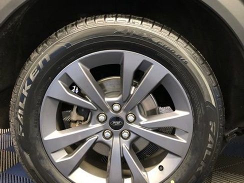 Certified 2022 Ford Explorer XLT w/ Equipment Group 202A image 12