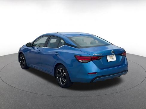 Used 2025 Nissan Sentra SV image 11