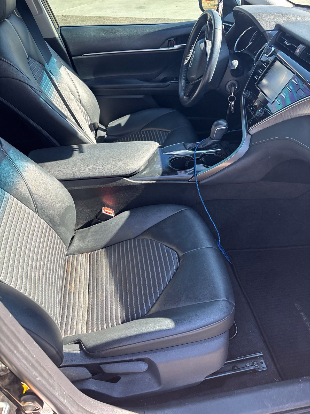 Used 2018 Toyota Camry SE FWD image 8