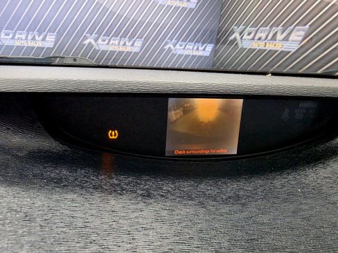 Used 2009 Toyota Venza FWD image 23