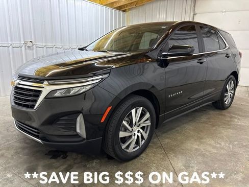 Used 2023 Chevrolet Equinox LT FWD image 3