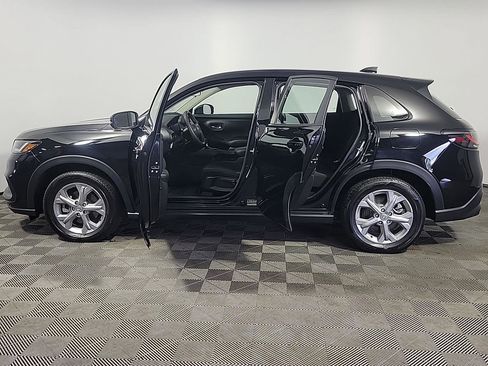 Used 2025 Honda HR-V LX image 14