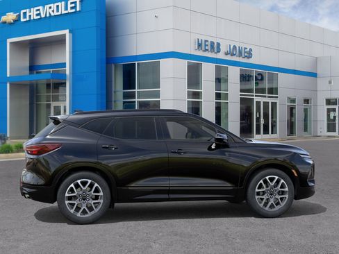 New 2025 Chevrolet Blazer RS image 5