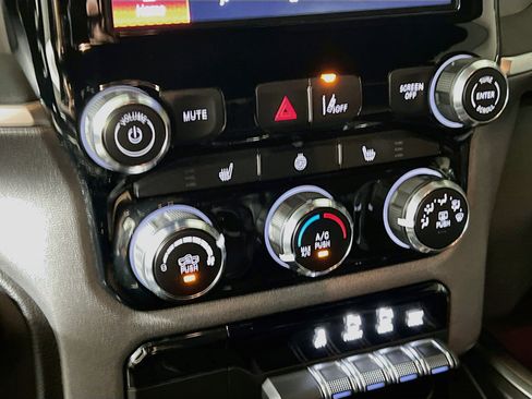Used 2025 RAM 1500 Big Horn RWD image 26