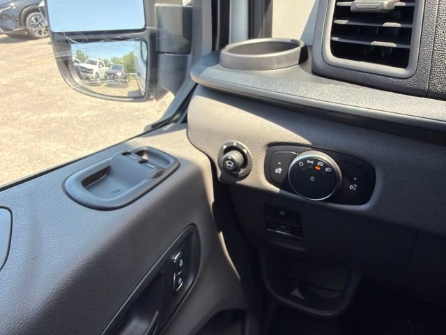 New 2026 Ford Transit 250 148 Medium Roof Extended AWD image 19