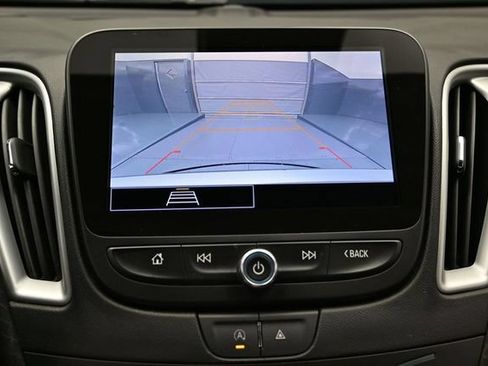 Used 2024 Chevrolet Malibu LT FWD image 41