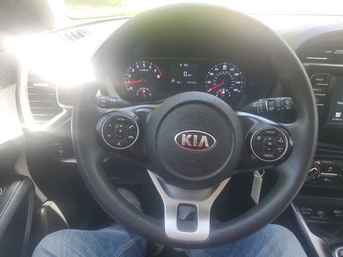 Used 2021 Kia Soul LX FWD image 24