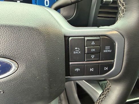 Used 2025 Ford F250 Lariat w/ Chrome Package image 30