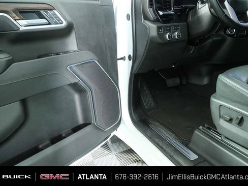Used 2025 GMC Sierra 1500 SLT AWD/4WD image 7