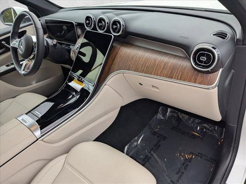 Certified 2026 Mercedes-Benz GLC 300 image 21