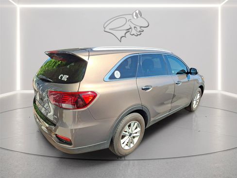 Used 2020 Kia Sorento LX w/ LX I4 Convenience Package FWD image 4