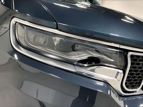 Used 2023 Jeep Wagoneer 4WD w/ Convenience Group I image 37