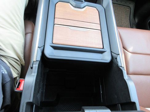 Used 2020 RAM 1500 Limited image 36