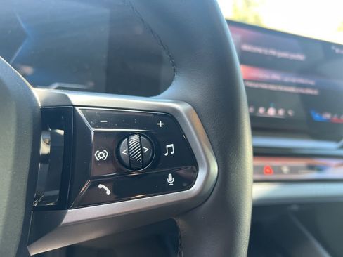 Certified 2024 BMW i5 eDrive40i w/ M Sport Package image 21