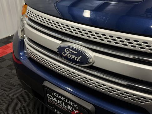 Used 2012 Ford Explorer XLT AWD/4WD image 8
