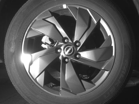 Used 2025 Nissan Rogue SV image 15