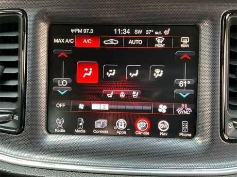 Used 2016 Dodge Challenger SRT w/ Technology Group image 24