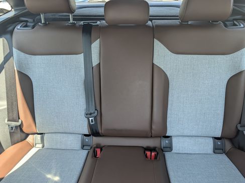 Certified 2023 Volkswagen ID.4 Pro AWD/4WD image 13