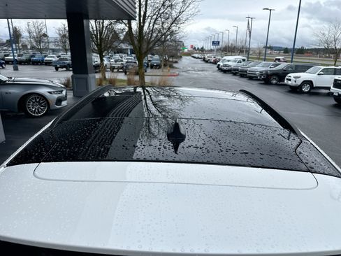 New 2025 Ford Escape SE FWD image 10