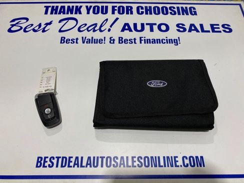 Used 2018 Ford Edge SEL w/ Equipment Group 201A AWD/4WD image 25
