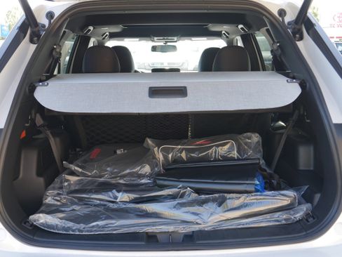 New 2025 Mitsubishi Outlander image 6