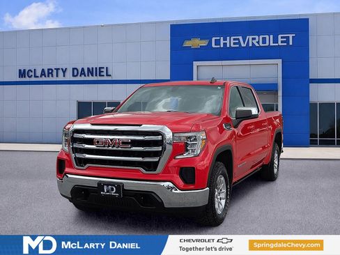 Used 2020 GMC Sierra 1500 SLE w/ SLE Value Package AWD/4WD image 2