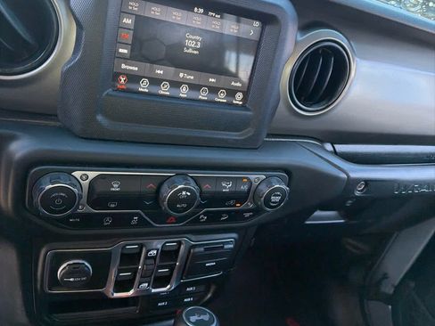 Used 2020 Jeep Wrangler Unlimited Sport S AWD/4WD image 17