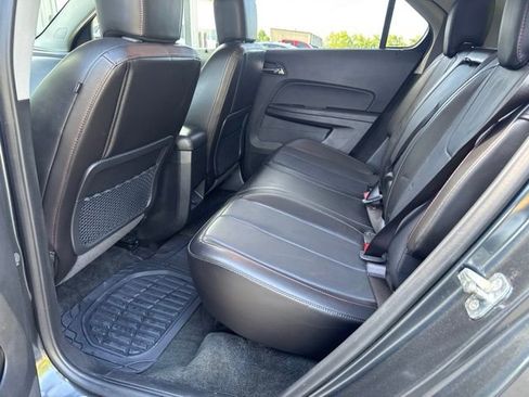 Used 2017 Chevrolet Equinox Premier w/ Enhanced Convenience Package AWD/4WD image 11