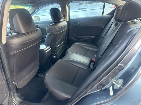 Used 2013 Acura ILX FWD image 8
