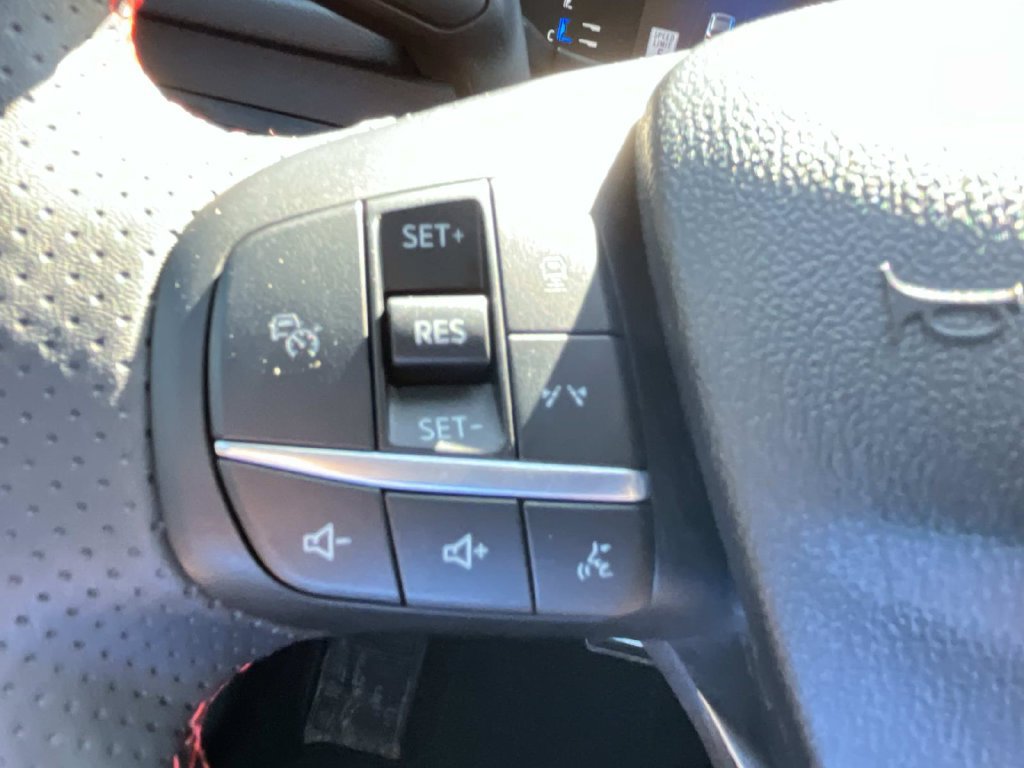 Used 2024 Ford Escape ST-Line w/ Tech Pack #1 FWD image 34