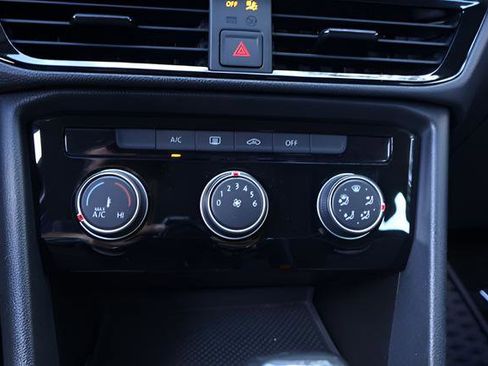 Certified 2023 Volkswagen Taos S FWD image 26