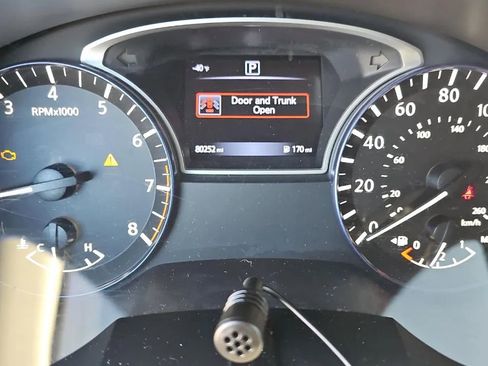 Used 2017 Nissan Altima 2.5 SR FWD image 11