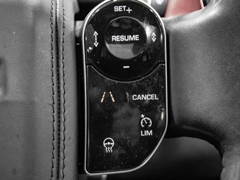 Used 2020 Land Rover Range Rover SV Autobiography Dynamic image 9