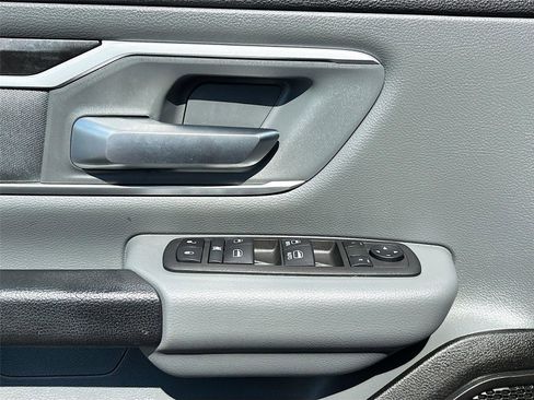 Used 2022 RAM 1500 Big Horn AWD/4WD image 17
