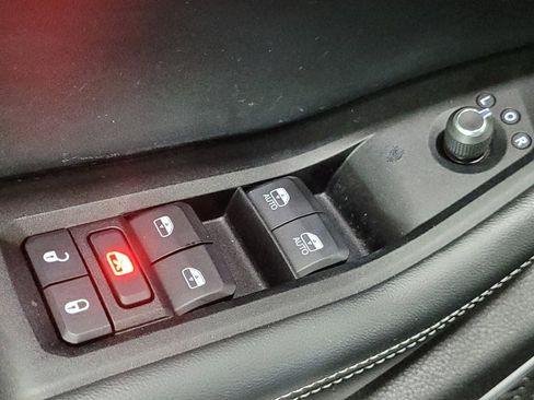 Used 2023 Jeep Grand Cherokee Limited w/ Trailer Tow Prep Group (B) image 27