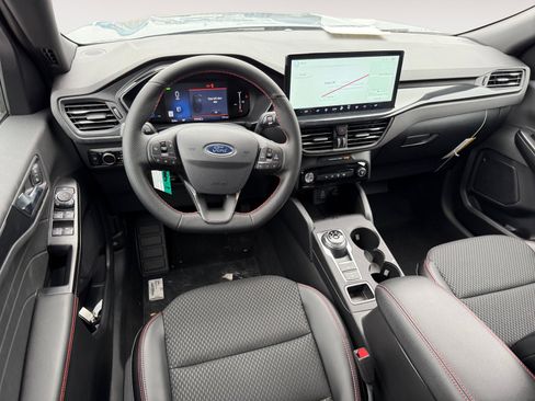 New 2025 Ford Escape ST-Line w/ Equipment Group 301A image 15