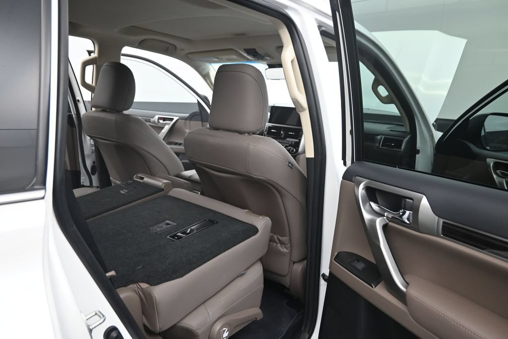 Used 2023 Lexus GX 460 Premium w/ Premium Package AWD/4WD image 33