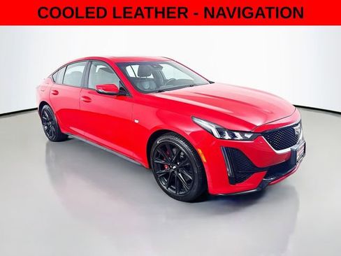 Used 2021 Cadillac CT5 Sport image 2