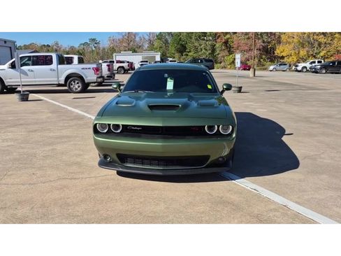 Used 2022 Dodge Challenger R/T Scat Pack image 3