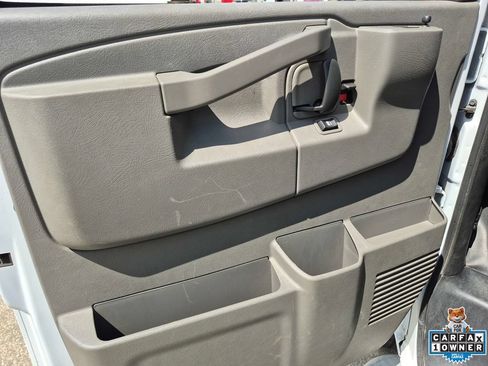 Certified 2025 GMC Savana 2500 w/ Driver Convenience Package RWD image 13