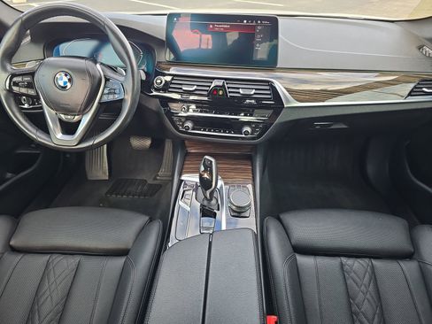 Used 2022 BMW 540i xDrive w/ Convenience Package image 9