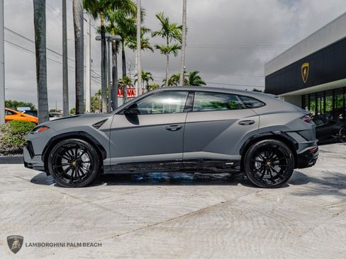 Used 2024 Lamborghini Urus S AWD/4WD image 2